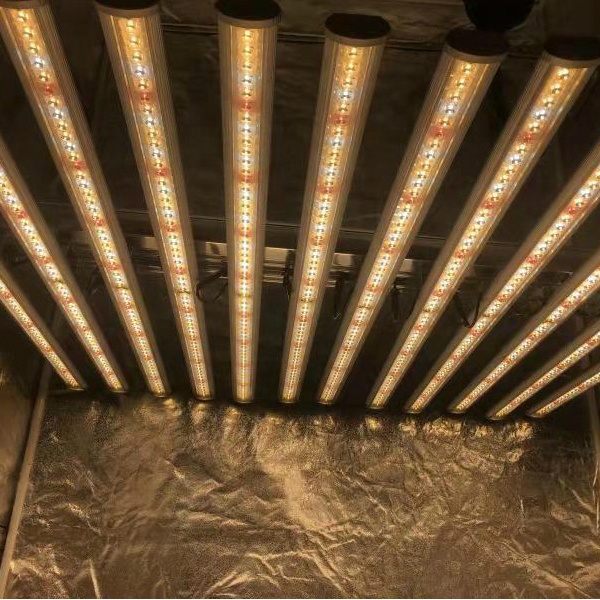 إضاءة نباتية LED من مصنع LUX ا - مراجعة Plant Grow Light Full Spectrum وسعره